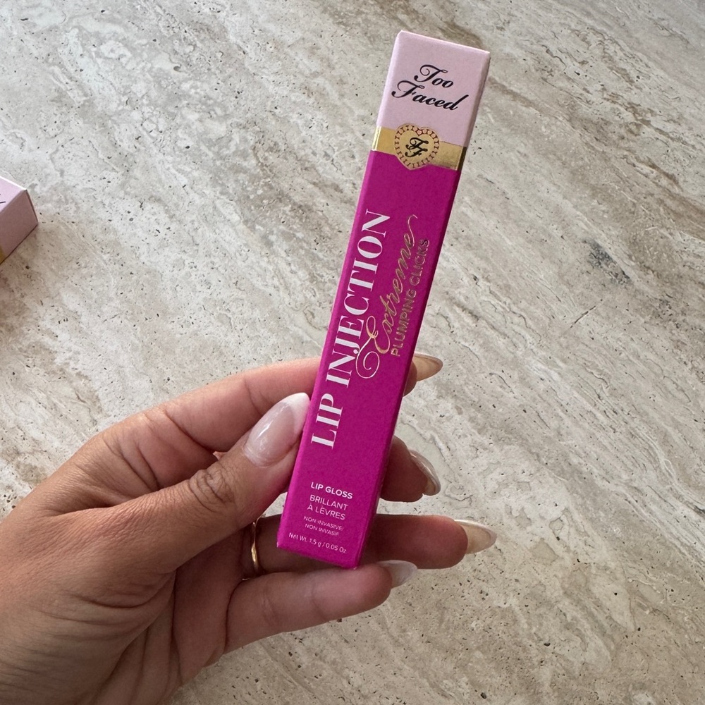 TOO FACED LIP INJECTION GLOSS